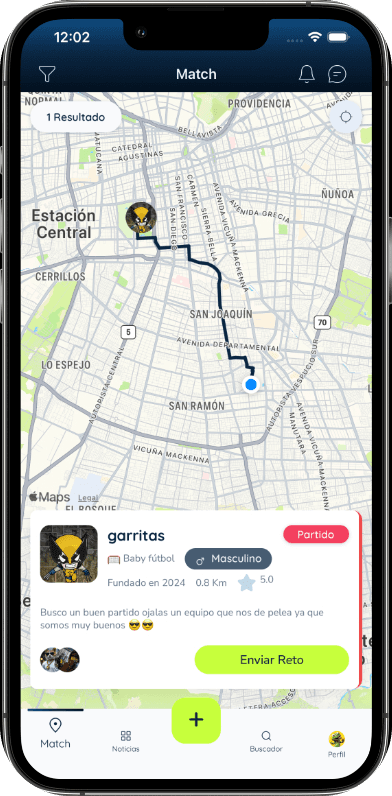 Mapa de Match con un equipo cercano buscando rival y el botón para enviar el reto